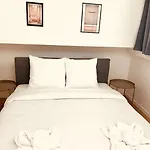 Stylish Loft 17- 3 Bdrs - 2 Bathrs - 7 Pers Appartement Paris