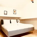 Stylish Loft 17- 3 Bdrs - 2 Bathrs - 7 Pers Appartement Paris