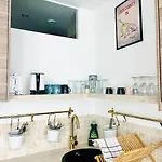 Stylish Loft 17- 3 Bdrs - 2 Bathrs - 7 Pers Appartement Paris