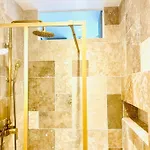 Stylish Loft 17- 3 Bdrs - 2 Bathrs - 7 Pers * Paris