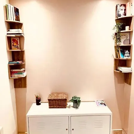 Stylish Loft 17- 3 Bdrs - 2 Bathrs - 7 Pers Apartament Paryż