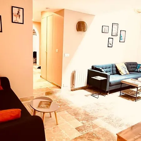 Stylish Loft 17- 3 Bdrs - 2 Bathrs - 7 Pers