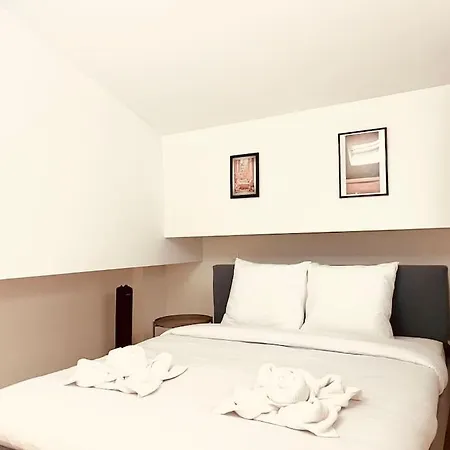 Apartament Stylish Loft 17- 3 Bdrs - 2 Bathrs - 7 Pers Paryż