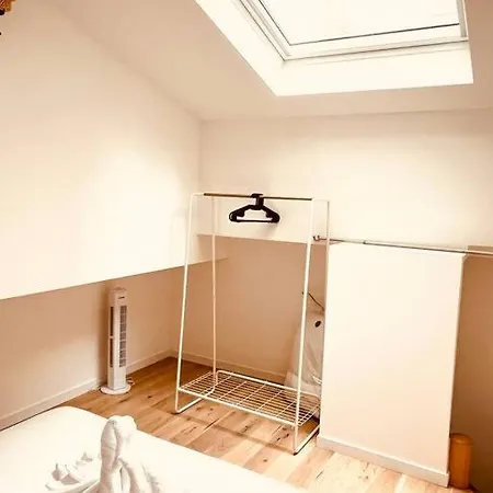 Apartament Stylish Loft 17- 3 Bdrs - 2 Bathrs - 7 Pers Paryż