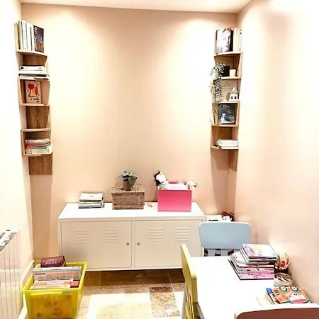 Stylish Loft 17- 3 Bdrs - 2 Bathrs - 7 Pers *