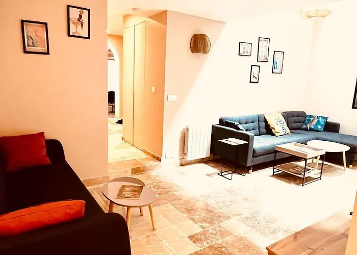 Stylish Loft 17- 3 Bdrs - 2 Bathrs - 7 Pers