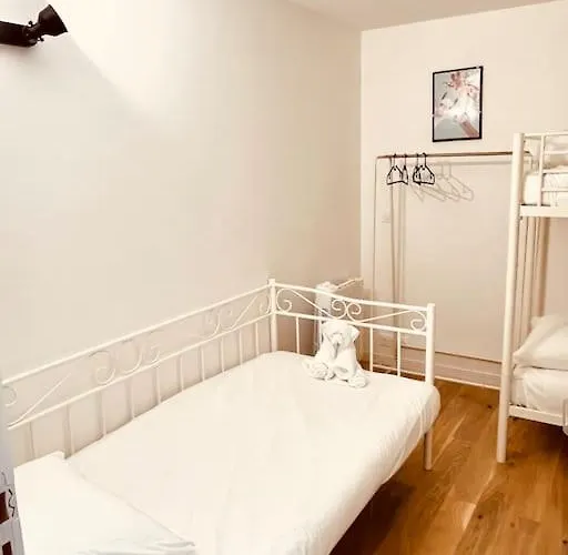Apartment Stylish Loft 17- 3 Bdrs - 2 Bathrs - 7 Pers