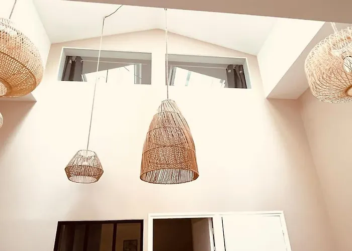 Stylish Loft 17- 3 Bdrs - 2 Bathrs - 7 Pers * Paris